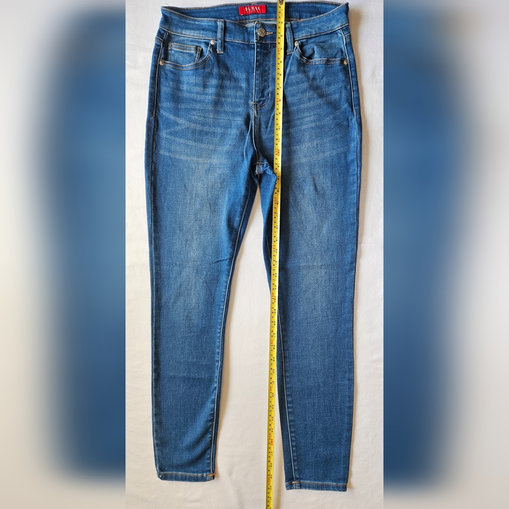 Guess Women’s High-Rise Skinny Jeans, Size 29